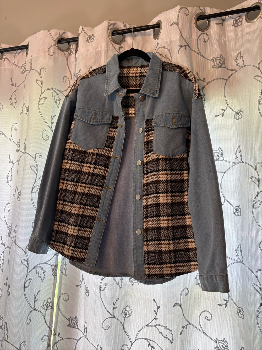 Women’s Plaid & Light Denim Mixed-Media Jean Jacket - Brown Plaid